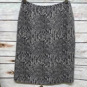 Silk INC International Concepts Petite Skirt 4 New NWT Black White Snake Print
